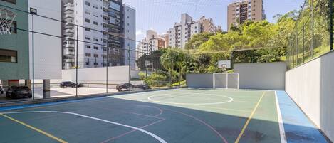 Sportplatz