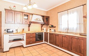 Ofen, Herdplatte, Geschirrspüler