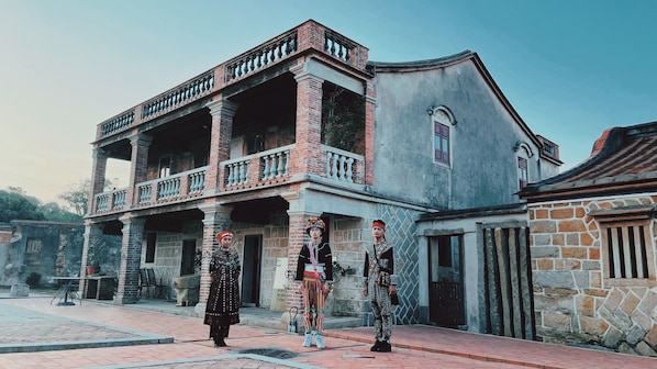 Vue sur la ville depuis l’hébergement