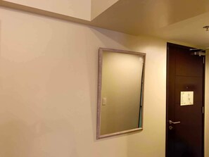 Condo, 1 Bedroom, Accessible, Patio | Interior