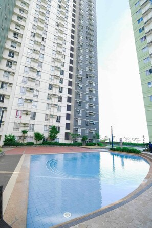 Condo, 1 chambre, accessible aux personnes à mobilité réduite, patio | Piscine | Piscine extérieure