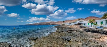 NEW! THE BEACH HOUSE-PLAYA QUEMADA 