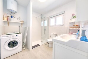 Shower, hair dryer