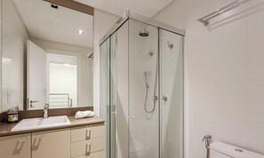 Lägenhet Basic | Badrum | Gratis toalettartiklar