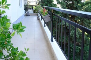 Leilighet, 3 soverom, røyk, balkong | Balkong