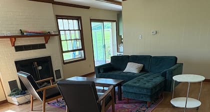 Our place is dog-friendly, stunning views of Shenandoah Skyline Drive