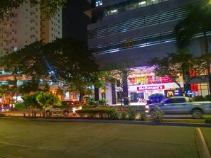 Apartment, 1 Bedroom, Accessible, Patio | Exterior - 1 Bedroom Condo, Avida Tower 2, IT Park, Cebu City (Cebu City)