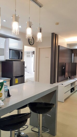 Apartment, 1 Bedroom, Accessible, Patio | Interior - 1 Bedroom Condo, Avida Tower 2, IT Park, Cebu City (Cebu City)