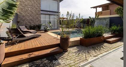 House With Pool Near the Beach Jde792