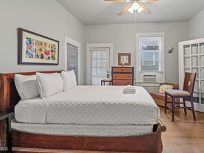 2 Schlafzimmer, Bügeleisen/Bügelbrett, Reisekinderbett, WLAN