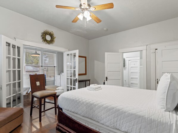 2 bedrooms, iron/ironing board, travel crib, WiFi