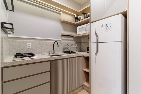 Basic Apartment | Private kitchen