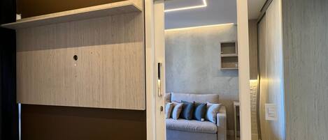 1 bedroom, iron/ironing board, internet, bed sheets