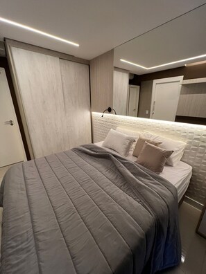 1 chambre, fer et planche à repasser, accès Internet, draps fournis