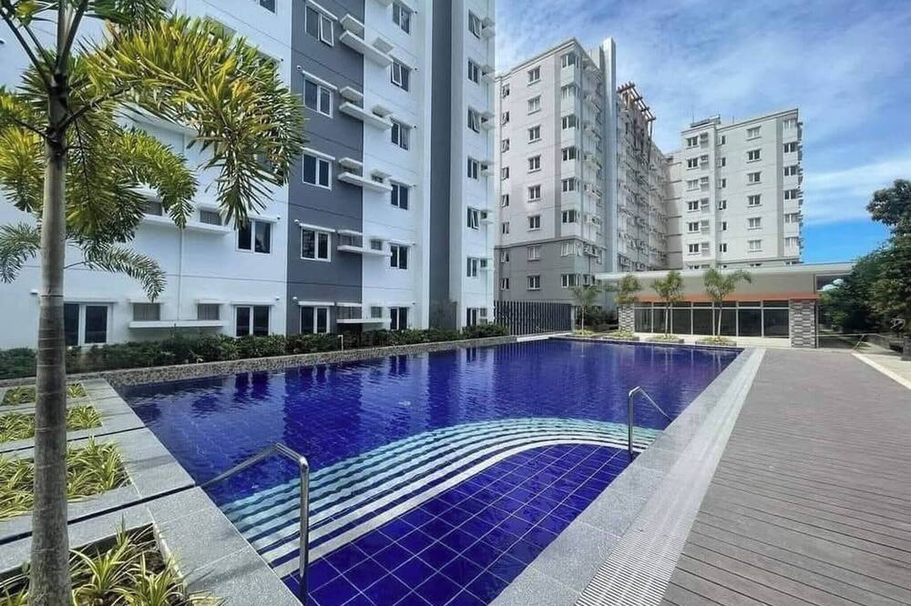 Room-cozy Cebu City Condo - Heart of the