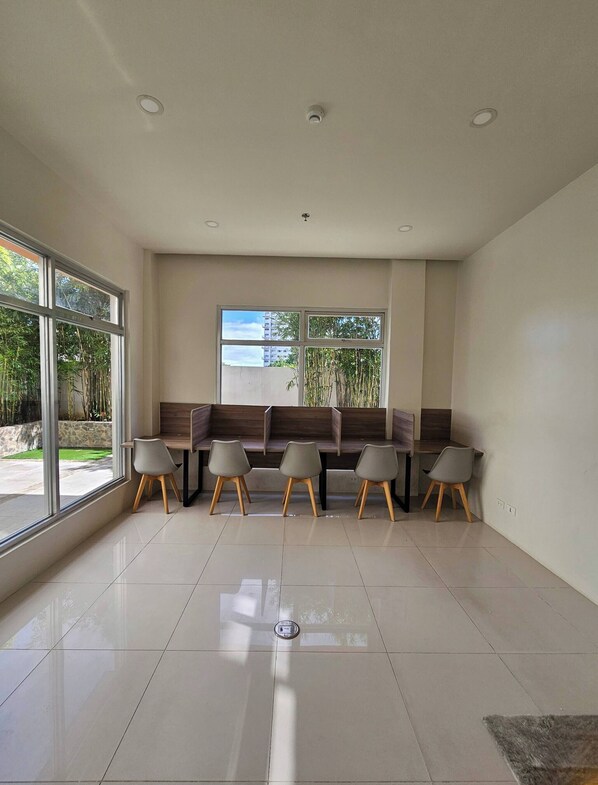 Shared Dormitory, Multiple Bedrooms, Accessible, Mountain View | Interior