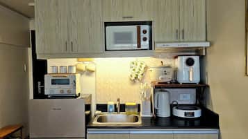 Shared Dormitory, Multiple Bedrooms, Accessible, Mountain View | Interior