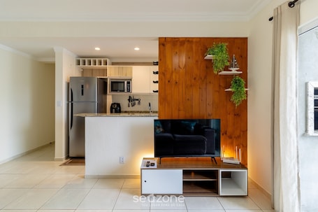 Interior. Apt w/ BBQ Near the Beach in Ingleses Ict0104b