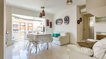 Apartamento básico | Zona de estar