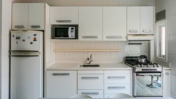 Basic Apartment | Private kitchen
