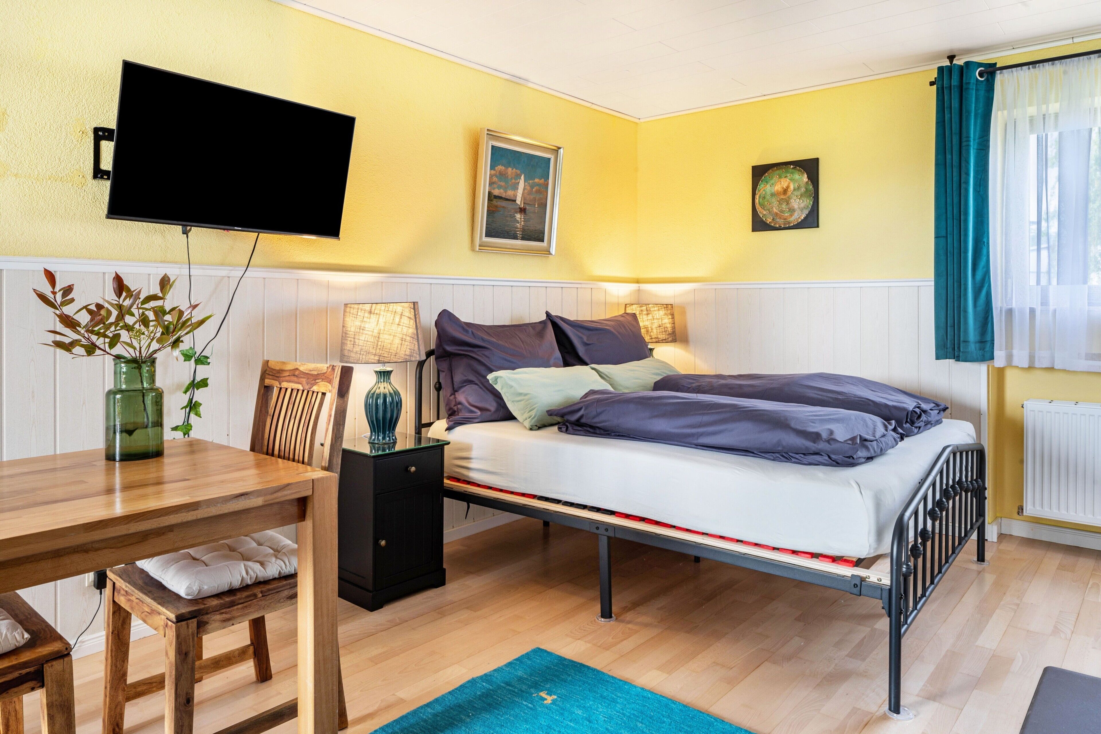 1 bedroom, iron/ironing board, WiFi, bed sheets