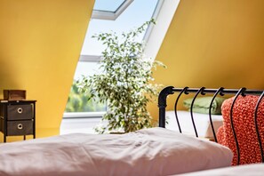 1 chambre, bureau, fer et planche à repasser, Wi-Fi