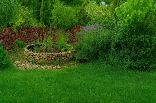 Apartment 'Green' mit privater Terrasse, Gemeinschaftsgarten und WLAN