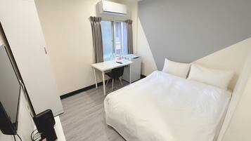 1 bedroom, internet, bed sheets