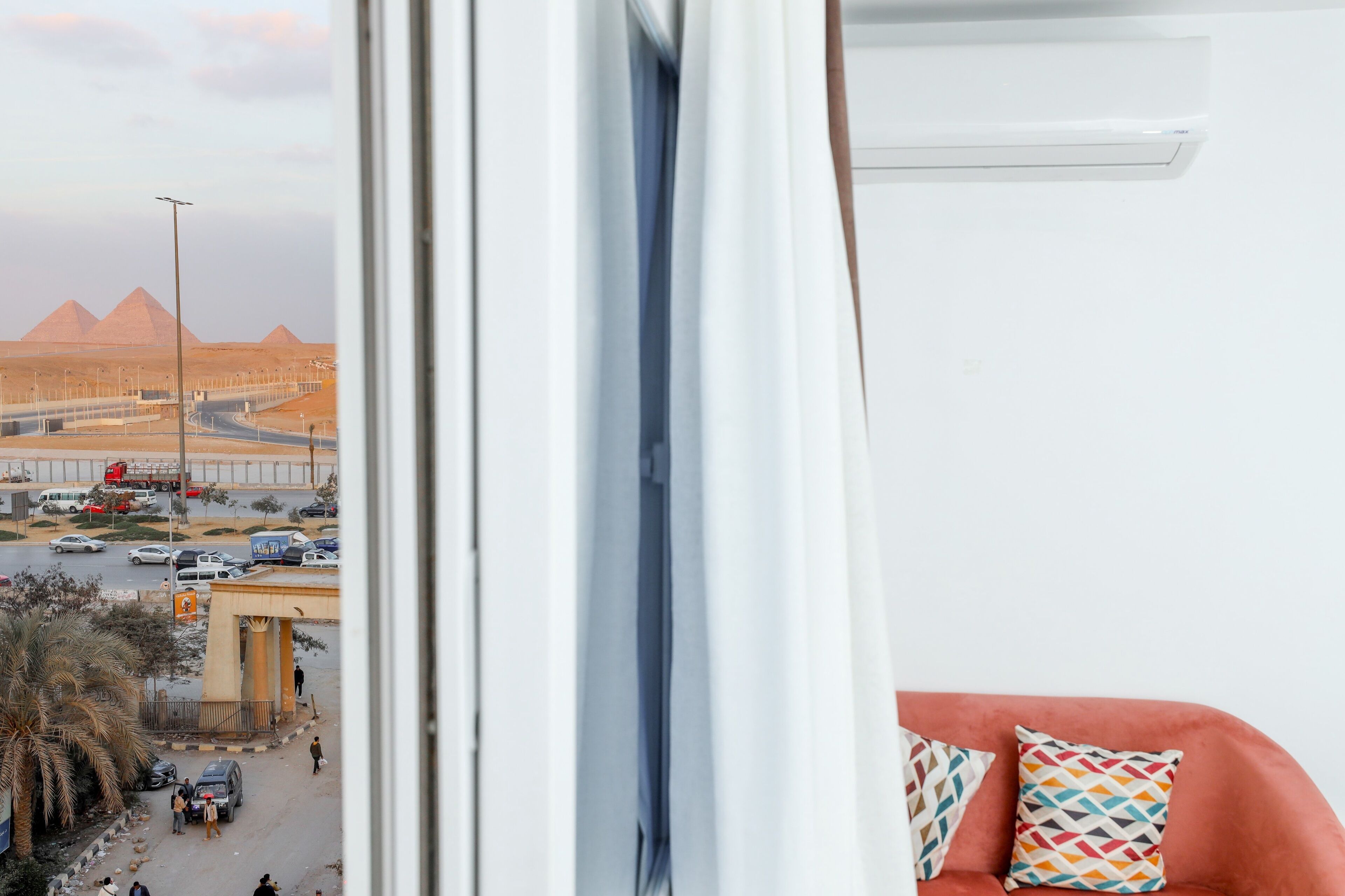 Deluxe Twin Room, City View | In-room safe, blackout drapes, soundproofing, iron/ironing board