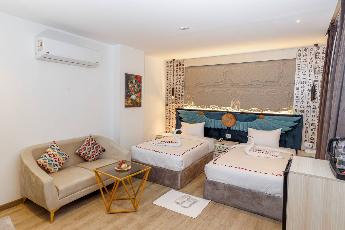 Standard Twin Room, Garden View | In-room safe, blackout drapes, soundproofing, iron/ironing board