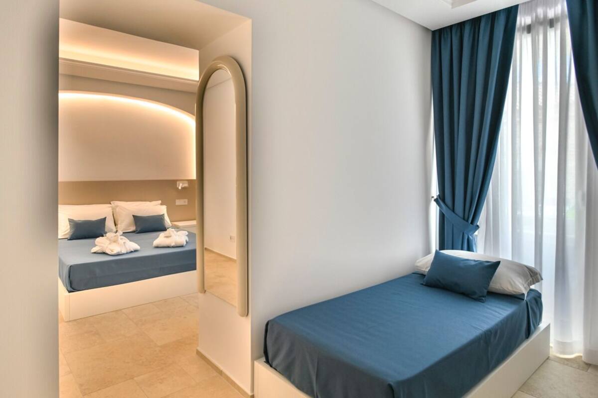 Deluxe Suite | Premium bedding, memory-foam beds, minibar, in-room safe