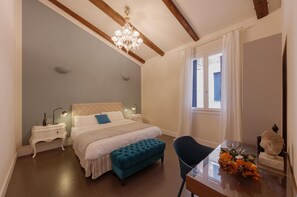 2 chambres, fer et planche à repasser, accès Internet, draps fournis