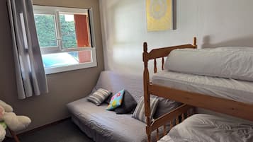 2 bedrooms, iron/ironing board