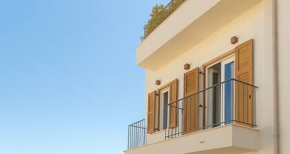 Siroa Atrium | Stone & Light