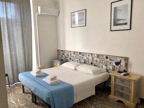Premium bedding, laptop workspace, free WiFi, bed sheets - Silton's Room (Roma)