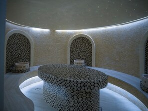 Hot tub, steam room, 1 treatment room - The Landmark Villas & Spa (Rhodes)