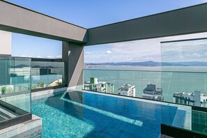 Pool - Swimming Pool with Sea View | WI-FI 200mb #CA86 (Florianópolis)