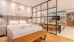Iron/ironing board, internet, bed sheets - Partial Sea View | Food Hall | Pool #CA78 (Florianópolis)