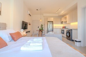 Silitysrauta/-lauta, internet, vuodevaatteet