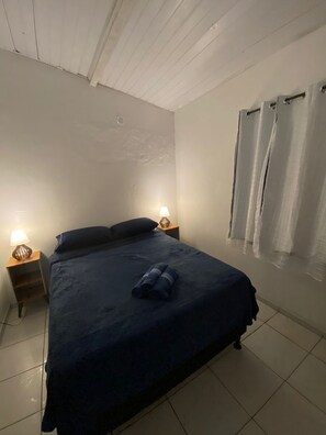 Comfort House, Balcony, Courtyard View | Free WiFi, bed sheets - Primos Hostel & House (Búzios)