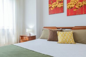 Apartment, 2 Bedrooms | Iron/ironing board, free WiFi