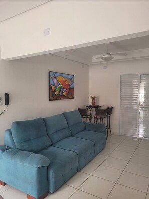 TV - Beautiful Complete Apartment for up to 8 people in Maranduba - Ubatuba (Maranduba Ubatuba)