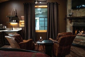 Luxury Room, Resort View | Interior