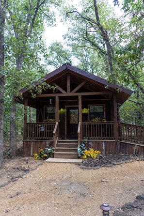 Tranquility | Terrace/patio - Oak Meadow Ranch (Valley View)