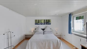 3 chambres, fer et planche Ă repasser, Wi-Fi, draps fournis