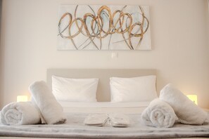 1 slaapkamer, een strijkplank/strijkijzer, gratis wifi, beddengoed