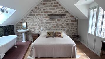 Wi-Fi gratuit, draps fournis