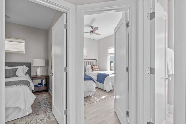 3 bedrooms, iron/ironing board, WiFi, bed sheets