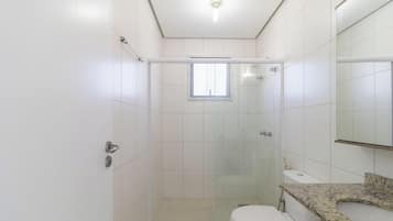 Apartamento básico | Banheiro