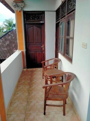 Terrace/patio - Umah GEOKS (Darmasaba)